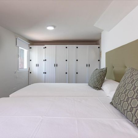 Villa Corralejo Bay Beachfront Corralejo By Holidays Home 外观 照片