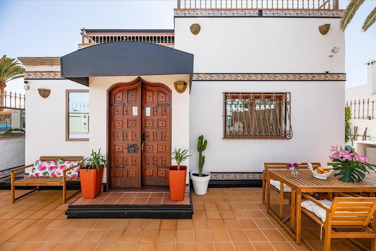 Villa Corralejo Bay Beachfront Corralejo By Holidays Home 外观 照片